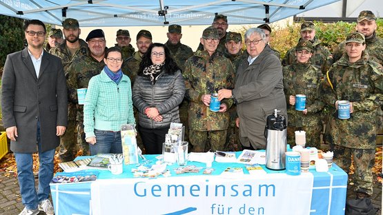 Am Stand konnten sich Interessierte informieren 